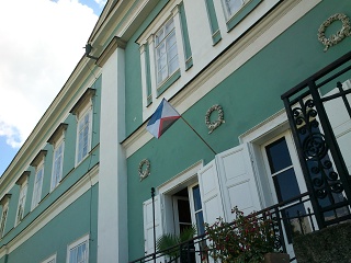 2012 Dacice